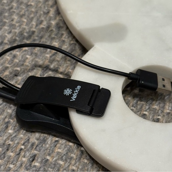 Vekkia LED Book Light Clip Pn - Picture 5 of 8